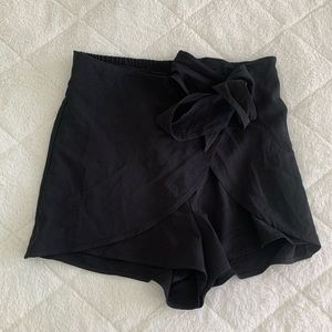 Dress shorts, front tie
